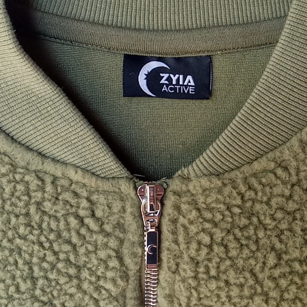 ZYIA Active Flying V Fleece Teddy Bomber Jacket Size S Army Green - Picture 7 of 10